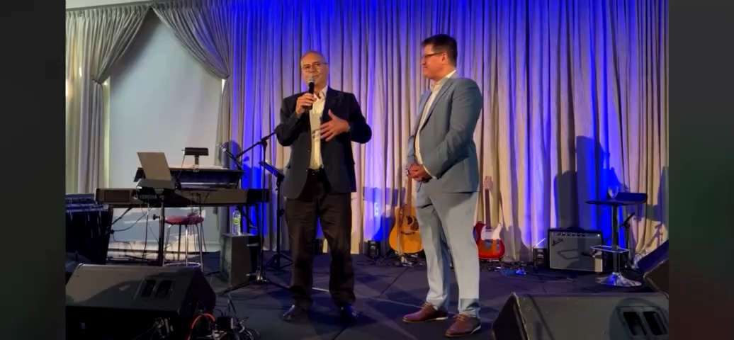 Discours du Professeur CHRISTIAN PERRONNE au congrès des ambassadeurs de la www.fddlp.org 

Soyez to...