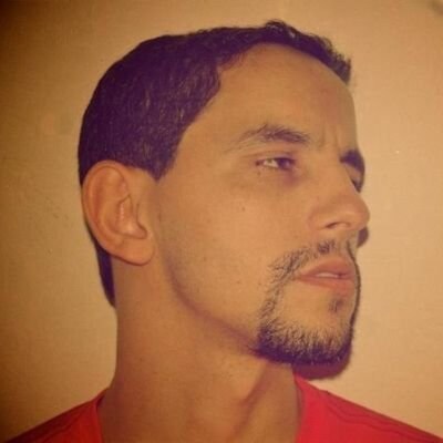 Cristão e um simples marido e pai apaixonado por sua família e pelo Brasil!