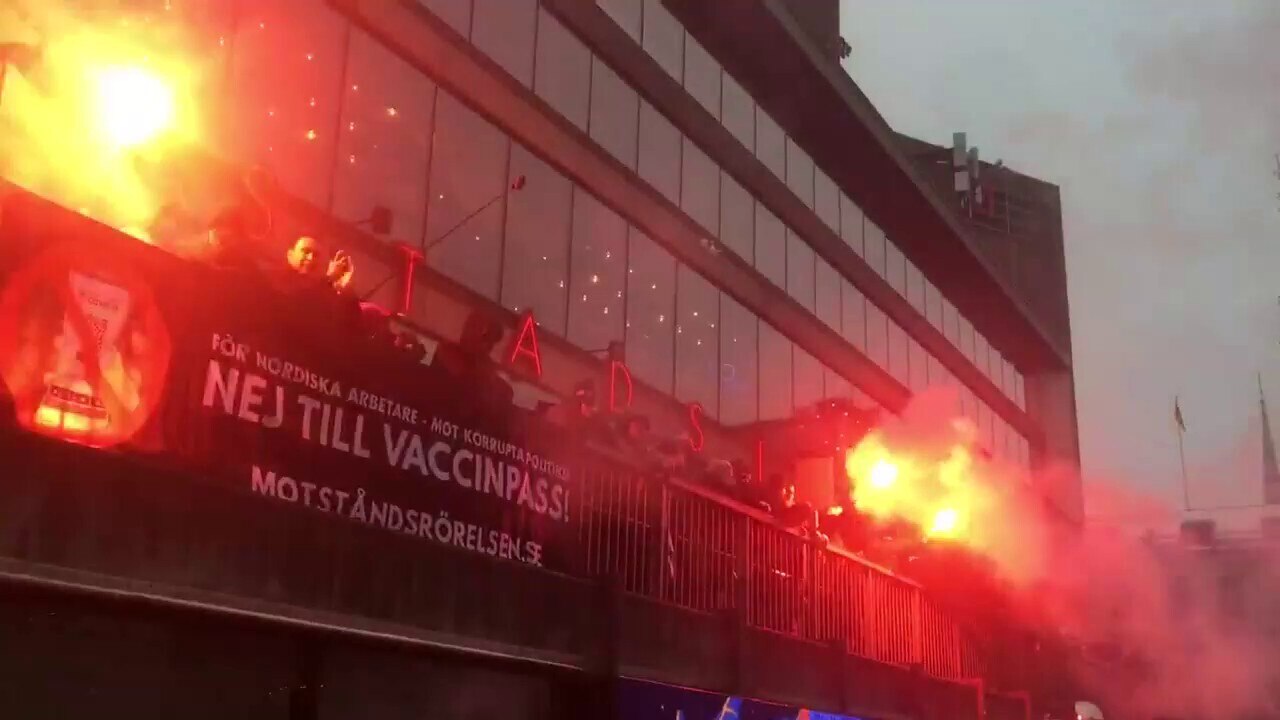 NOW - Large protest against vaccine passports in central #Stockholm, the capital of Sweden.