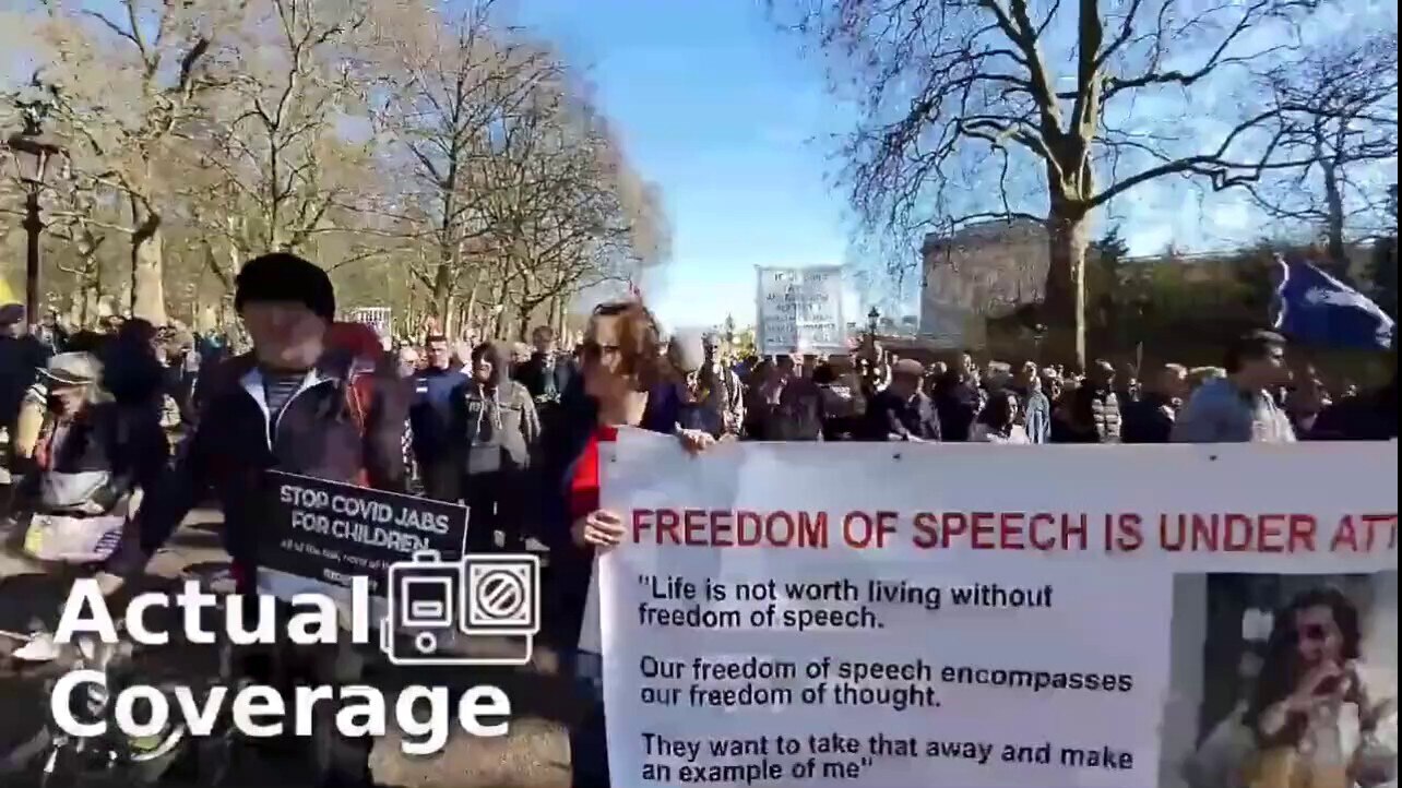 The British People Take to the Streets of London, Demanding Their Freedoms Back 🇬🇧

"What do we want? Freedom! When do we want it? Now!"