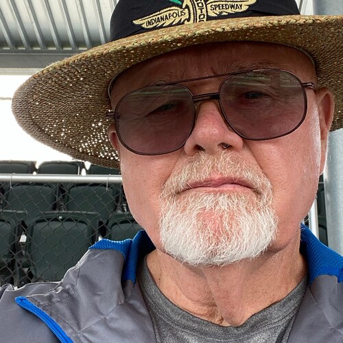 Navy Vietnam Veteran, Pappa to sum, Brady to most. 2A, pro life Trump in 24.