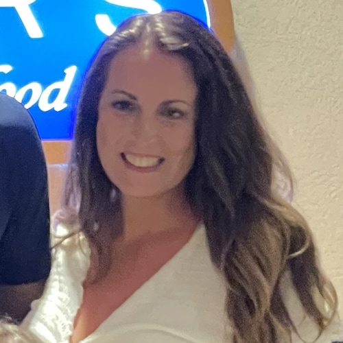 Educator, MAGA mom, and cancer survivor.