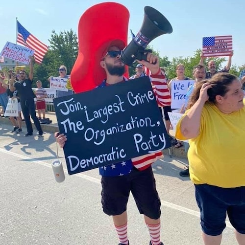 🗽PATRIOTS WITH ATTITUDE 🇺🇸                               “Patriotism is our attitude!”Defending freedom and liberty �...