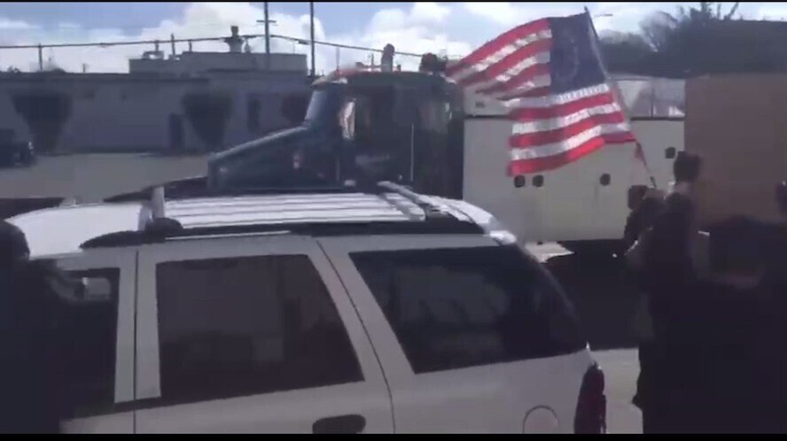 EPIC! 
The First Truckers In Eureka, California Are Starting To Head Out To Washington, DC🙌🏻
Thank...