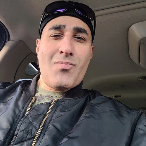 Bill Gates ultimate plan. Destroy crops and make everyone eat this shittt 