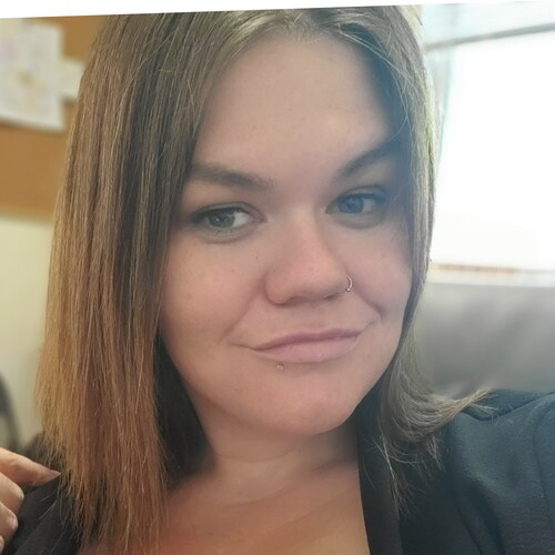 Conservative mom, Harry Potter fan (Hufflepuff), and proud West Virginian.