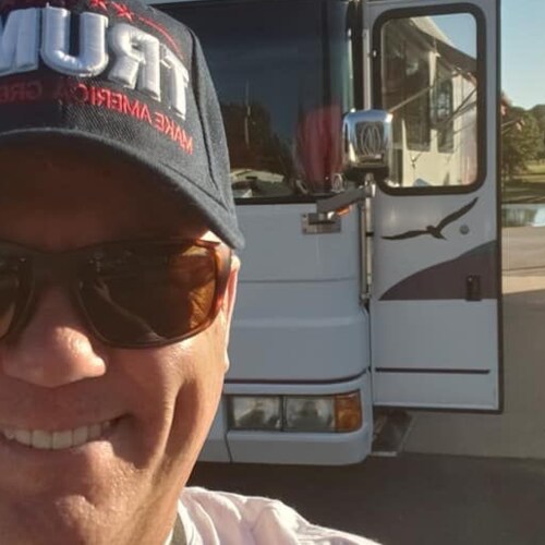 Conservative Constitutionalist morphed to a populist.