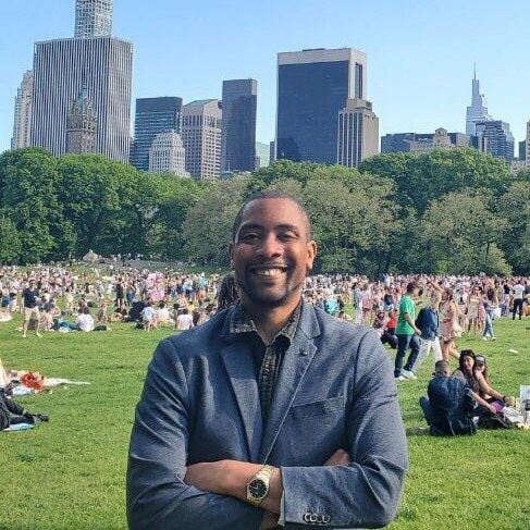 Everyone’s Favorite Conservative in NY, Founder of Wright Side Media, Host of The Christopher Wright Show on YouTube, Founder of the @cranewyork #SaveNewYork