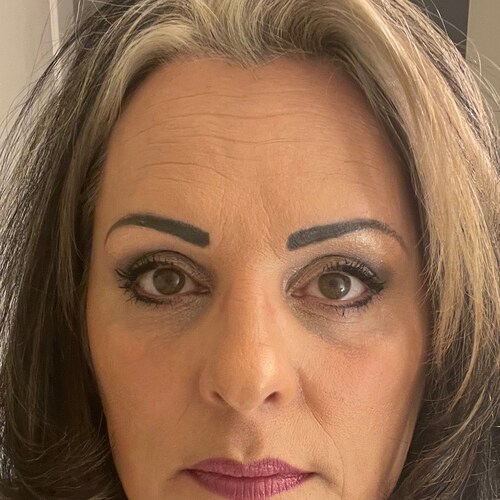 50 something Conservative “Let’s Go Brandon”
I love my Labradors❤️