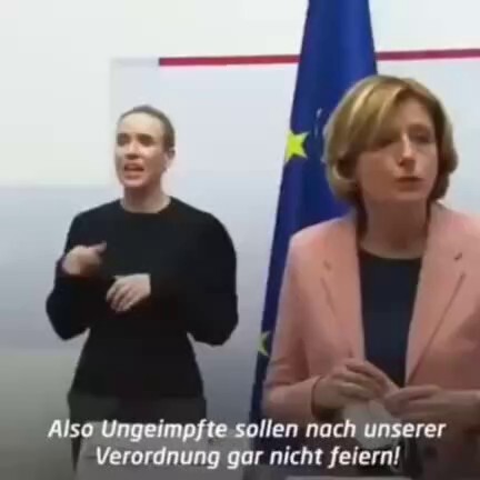 UNGEIMPFTER ABSCHAUM SOLL NICHT FEIERN
KLARE ANSAGE VON MALU DREYER
RHEINLAND-PFALZ, 12.2021
◼️ Steilvorlage für Ausgrenzung. Noch eine Schippe drauf und die 'Lingua Tertii Imperii', die 1947 von Victor Klemperer beschriebene Sprache des Faschismus wird wieder gesellschaftsfähig.
◼️ "Ungeimpfte sollen nach unserer Verordnung gar nicht [Weihnachten] feiern." Weihnachten haben sich die neuen "Volksschädlinge" also nicht verdient. Deshalb: obacht in Rheinland-Pfalz. "Ungeimpfte" sollten sich besser nicht beim knabbern von Printen oder Weihnachtsplätzchen erwischen lassen. Ob Ministerpräsidentin Dreyer schon an einem Erlass arbeitet, der Sauer- und Gänsebraten für ungeimpfte "Subhumans" verbietet? 
◼️ Die Voraussetzung von Ausgrenzung ist die Kategorisierung von Menschen. D 

