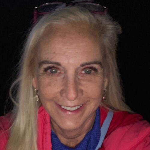 California girl looking for adventure! Leans conservative.