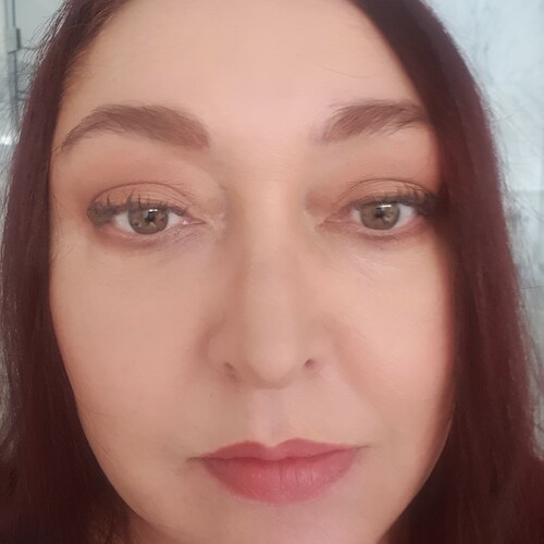 Patriot, wife, mother, grandmother. Lover the most beautiful flag, searching for truth, follow back all patriots. Seeing if we get kicked out. Trump won.