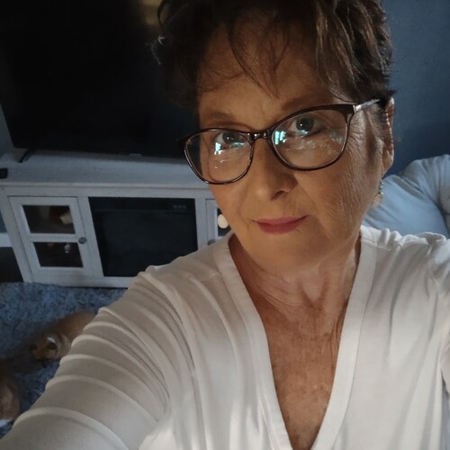 New acct.  Still on Twitter with same name.  LEO son.  Daughter was EMT but now she's a stay at home wife and mom.    10...