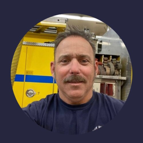 IAFF firefighter paramedic 
IUOE Operator
Husband
Father
Grandfather 
Friend of “Bill W”
Trump Won, everybody knows it!
...
