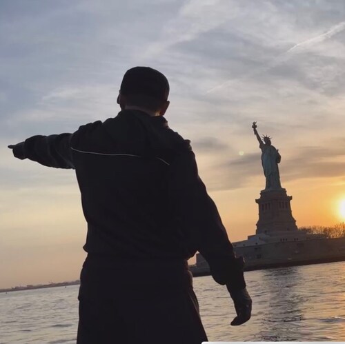 Chinese ≠ CCP(The Chinese Communist Party). 
Take down the CCP.