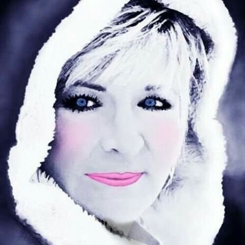 Proud to be an American woman, I value our freedom and the 2nd. Moved to TEXAS from Clovis, California to be free! TRUMP...