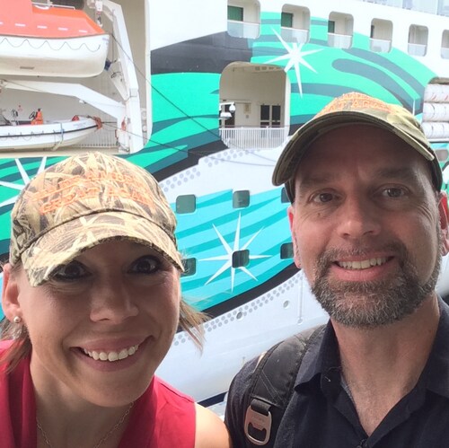 Constitutional conservative, President Trump supporter, #MAGA, #KAG, America first, pro 2A, Biden sucks