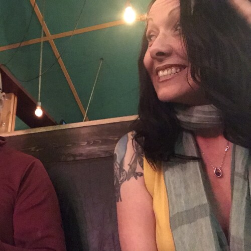 Mother,wife,writer.   ~There are no dead ends, only roundabouts. Zero tolerance for your ‘1st World problems’.