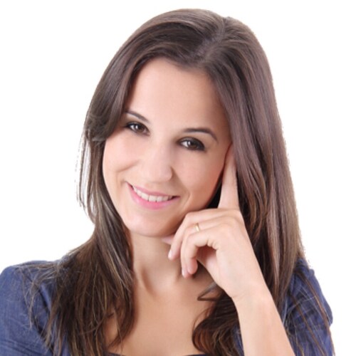 👩🏻‍🎓Pedagoga
🎥Criadora do canal Amando para Eternidade 
👰🏻Esposa cristã 
👩‍👧‍👦Mãe da Mel e do Miguel
Uma fami...