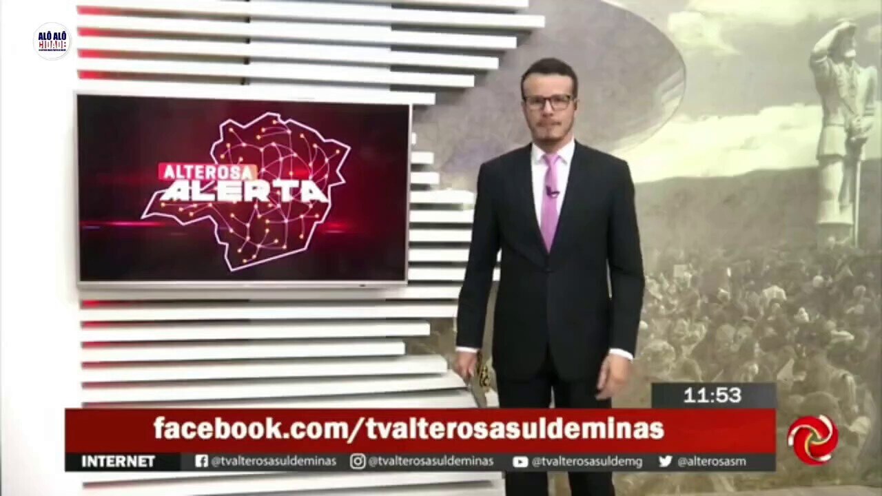 Brazilian news anchor collapses live. Got his 3rd shot on December 28th. He is now hospitalized. 