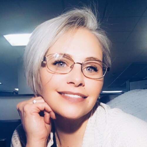 Christian. Conservative. Patriot. Mom of 4.