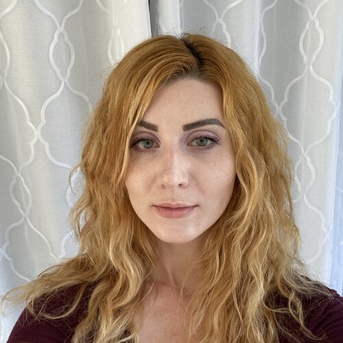 Libertarian, trust no government, peace lover, free spirit, good vibes only, mover and shaker, conspiracy theorist 🇺🇸✌...