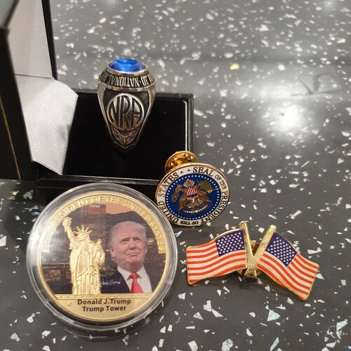 I ENDORSE DONALD J TRUMP 
PROUD AMERICAN, 
MAN OF GOD ,ULTRA MAGA , SCHOOL OF HARD KNOCKS, TRUMP WON WARROOM POSSE MEMBER