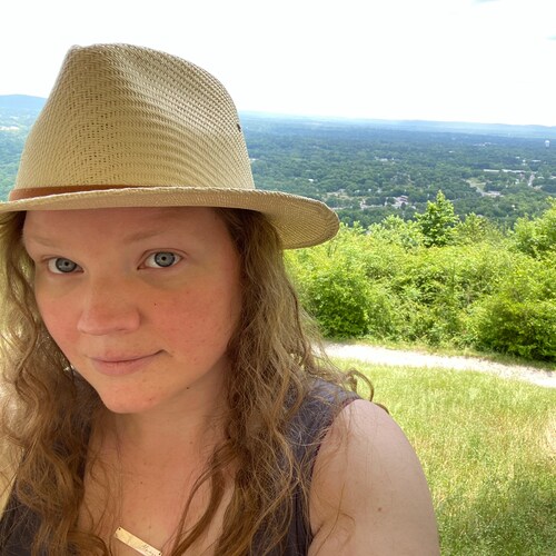 I’m nobody. Really, just move on.