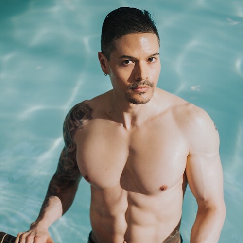 Critically acclaimed author, columnist | Gender-critical | Prounouns: arebs | Gay not “queer”