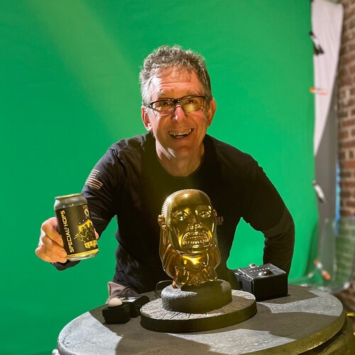 award winning videographer documentary and video producer. married with 2 daughters and 6 grandkids. Christian and conservative!