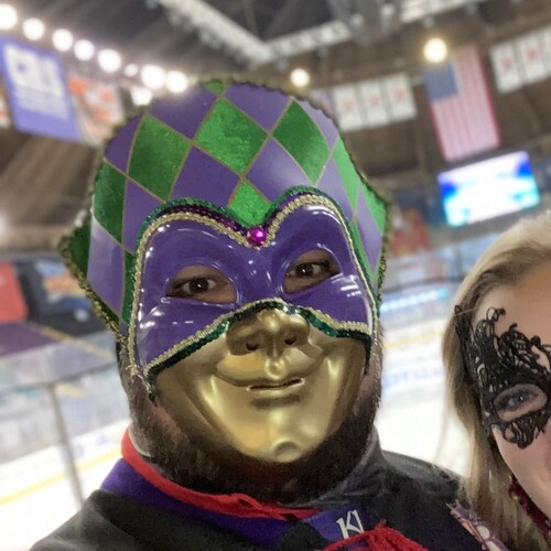 Conservative. Texan. PRO FREEDOM. Wall St noob. NAHL hockey.