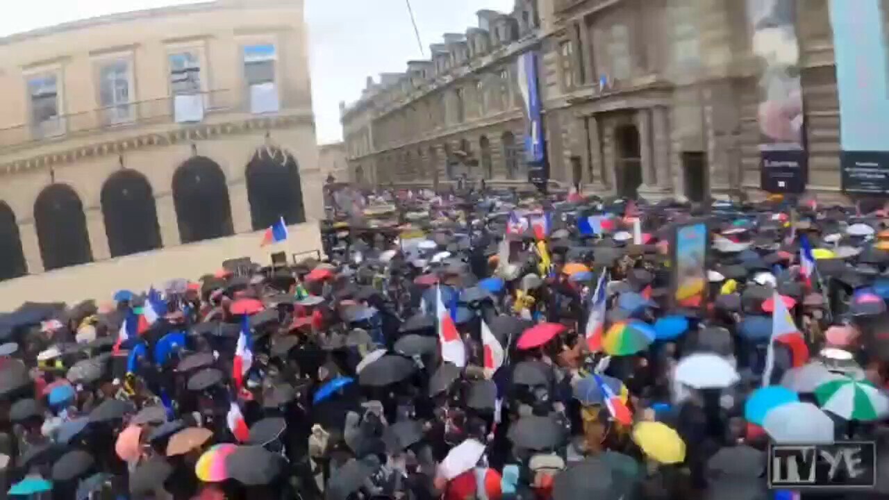 Chants in support of Novak Djokovic during the huge protest in Paris following Macron's snidey remar...