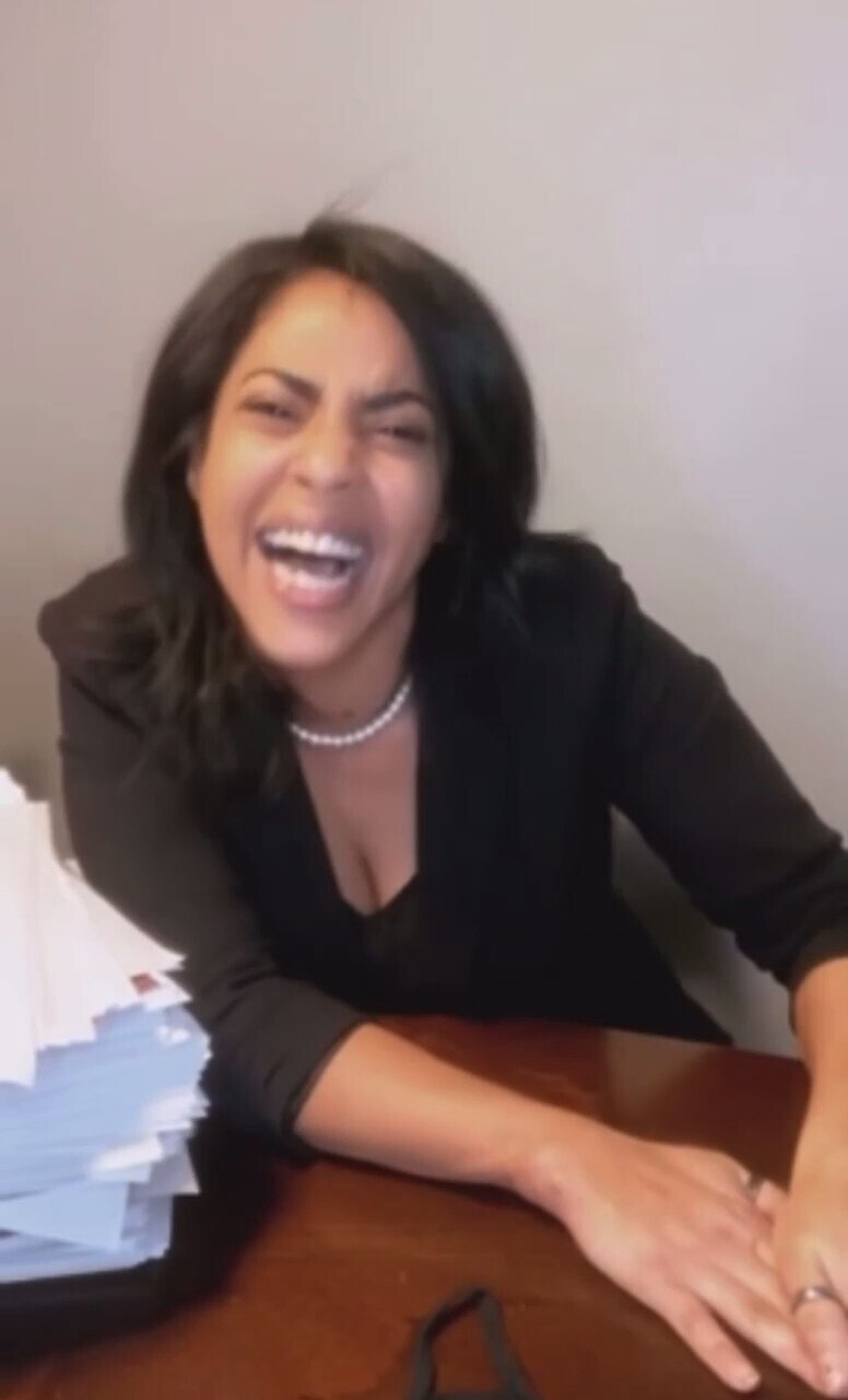 Funniest thing I’ve seen all day 🤣🤣🤣

Extremely accurate!

Hey Kamala, maybe you should get this lady to come do your job for a few days! She couldn’t do any worse than you are, since you literally do nothing…at all 🤷‍♂️