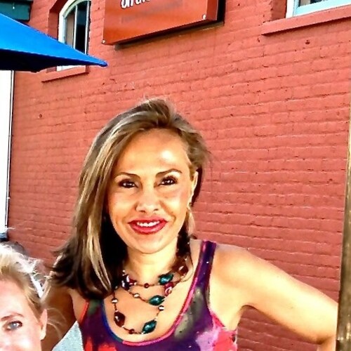 Dancer, French/Spanish interpreter.  Conservative Trump supporter.