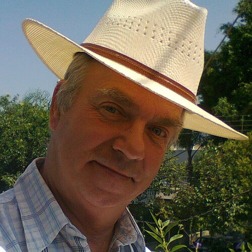 Mein Land ist mir Heimat, Zuhause und auch Familie. 
Darum Deutschland immer zuerst.