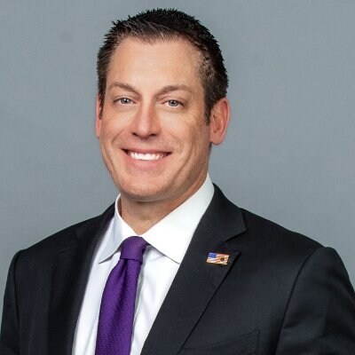 Biden cares more about illegal immigrants than Americans.

--> "Federal officials at a facility h...