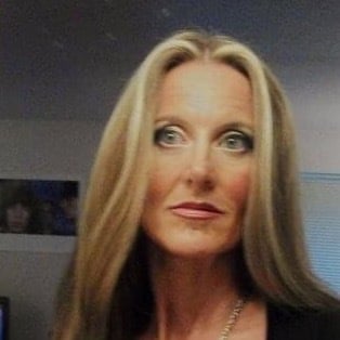 Christ Follower, Mom, Aunt, Sister, Friend, Rolling Stones fanatic, Patriot and proud American.