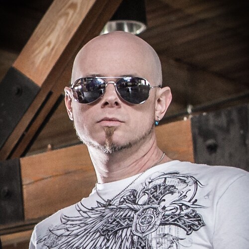 Christian Constitutional Conservative, fan of rock music, wrestling, reading, movies, tv, apologetics, theology,  history.