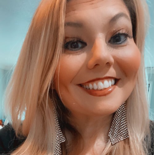 The Florida Woman 🐊 Proud Mom 👩🏼‍🚒👩🏼‍🦰 School Choice❤️Republican🐘 I talk a lot at various places. I’ll apologize...