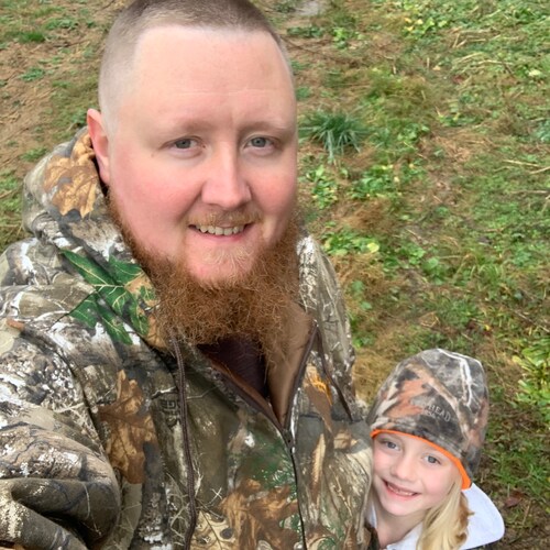 Father, Husband, Christian, Center right libertarian, outdoor enthusiasts. Big Blue Nation all the way, CATS by 1000!