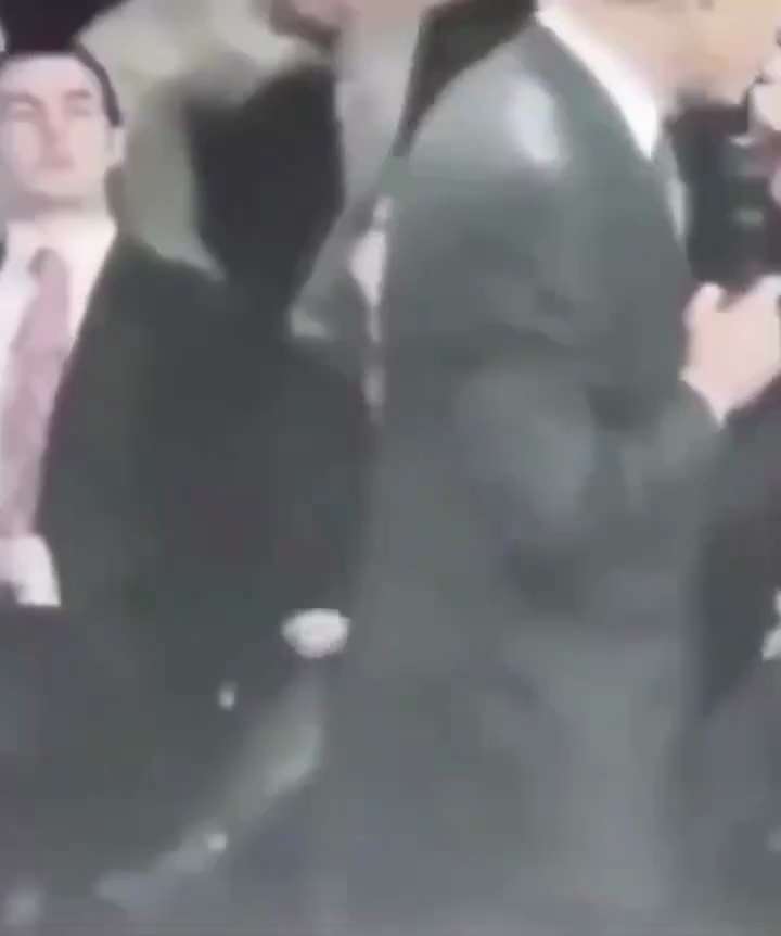 HEREs his confession.
From his own mouth #
Barack Hussein #Obama
  Tape is not lying 👇👇👇