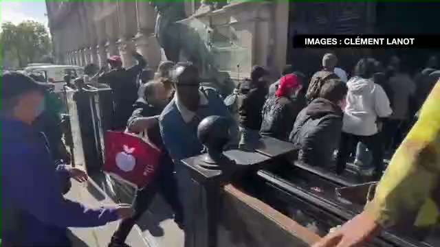 Illegal immigrants stormed a town hall in Paris today demanding free housing, the sheer entitlement ...