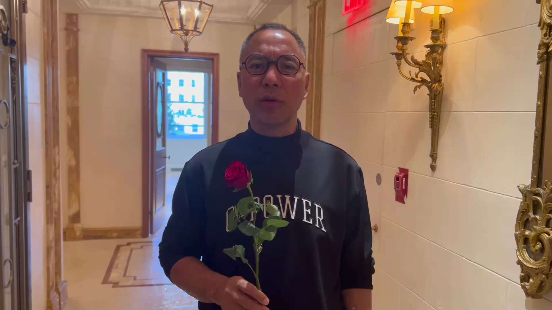 2022.10.15 尊敬的战友们好…….中共新一轮的诋毁抹黑造谣爆料革命的势力蠢蠢欲动…….二十大将会提到的严防境外反华势力和“颜色革命”终将会像利剑出鞘般直捣中南坑…….共产党你完了！！！