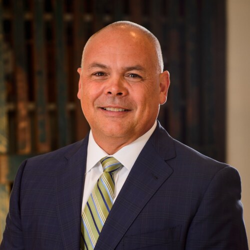 GM of Hallway Feeds Lexington, KY, Univ of KY graduate, husband, father, grandfather, outdoorsman, follower of Jesus Chr...