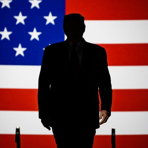 Pro-Trump Conservative,  Christian,  Hard Working American, Spouse of
27 yr Combat Vet 🇺🇸