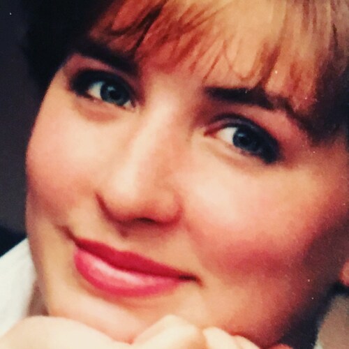 Annoyingly outspoken pro-life AND pro-Constitutionalist physician & mother. Scholar of world religions. Former teenage l...