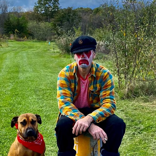 avid truth seeker just out here trying to heal the world’s heart in any way I can.