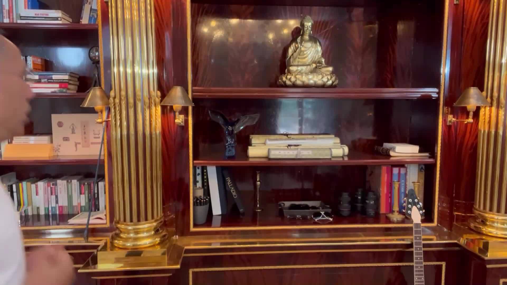 2022.08.02 尊敬的战友们好……从这一刻起……共产党彻底的成为全世界弃子，共产党从今天起真正的成为走历史。人类真正的开始了女性治天下的文明时代！一切都已经开始！