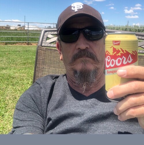 all lives matter.believer in the first and second amendment, and love my country 🇺🇸