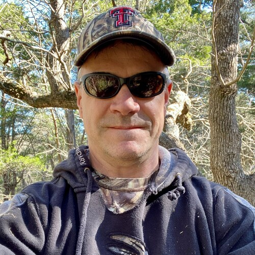 Just a regular conservative, deplorable, redneck from the great state of Texas 
DMs = Blocked